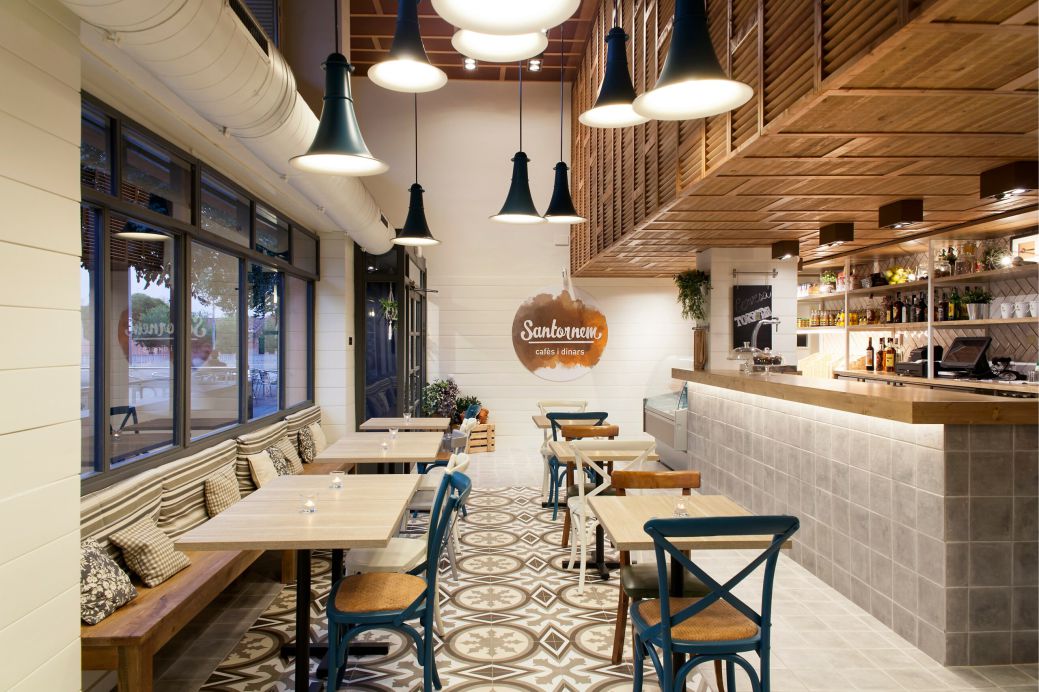 Restraurant & Cafe